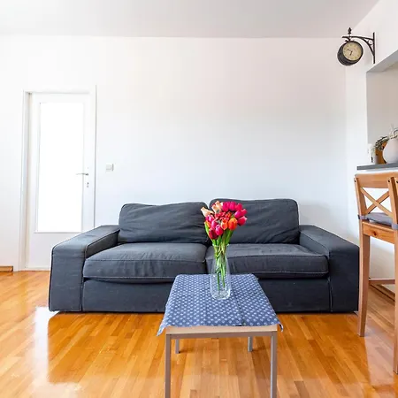 Liberan Apartment *